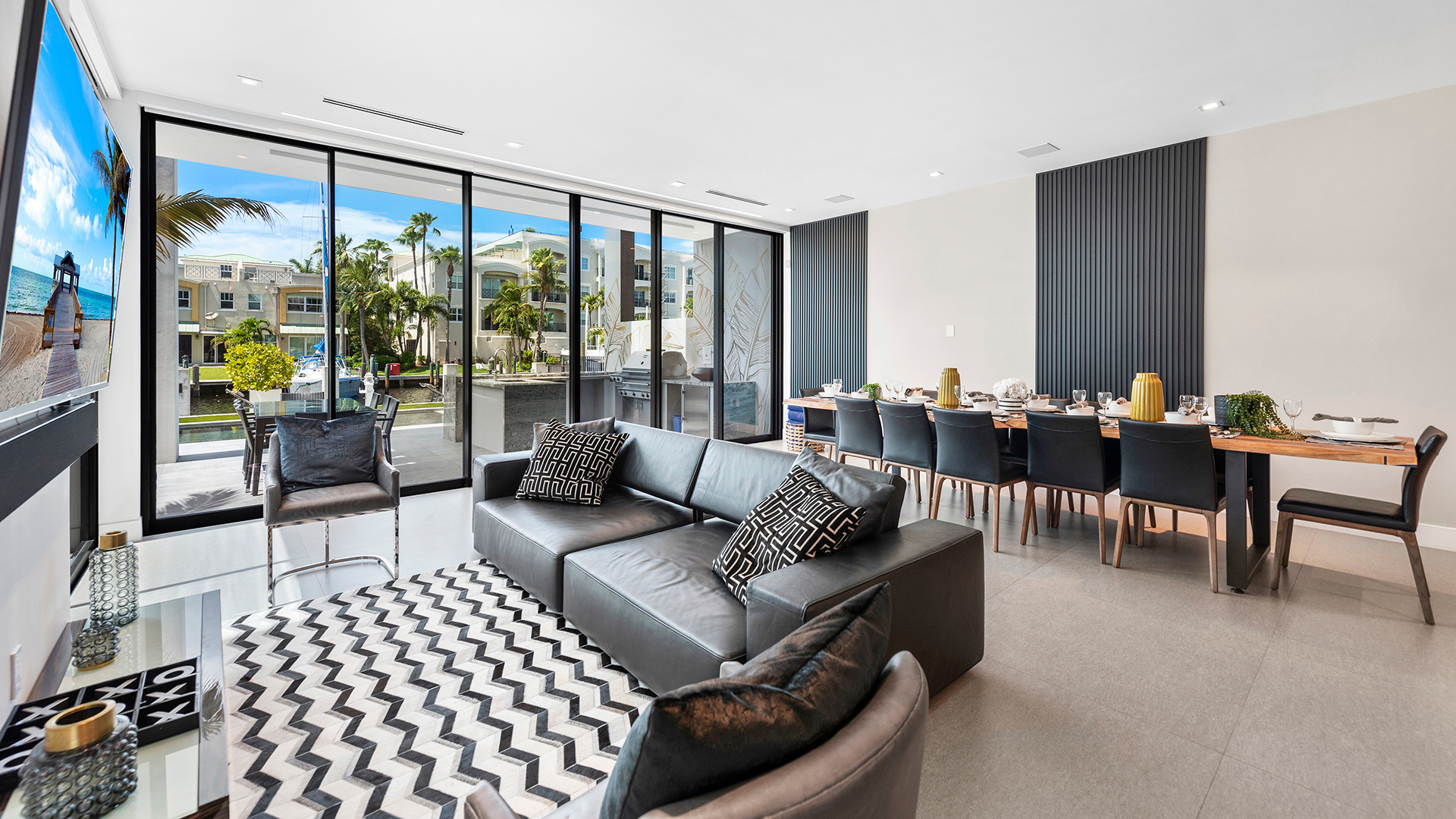 Gallery14-Cora-Mansion