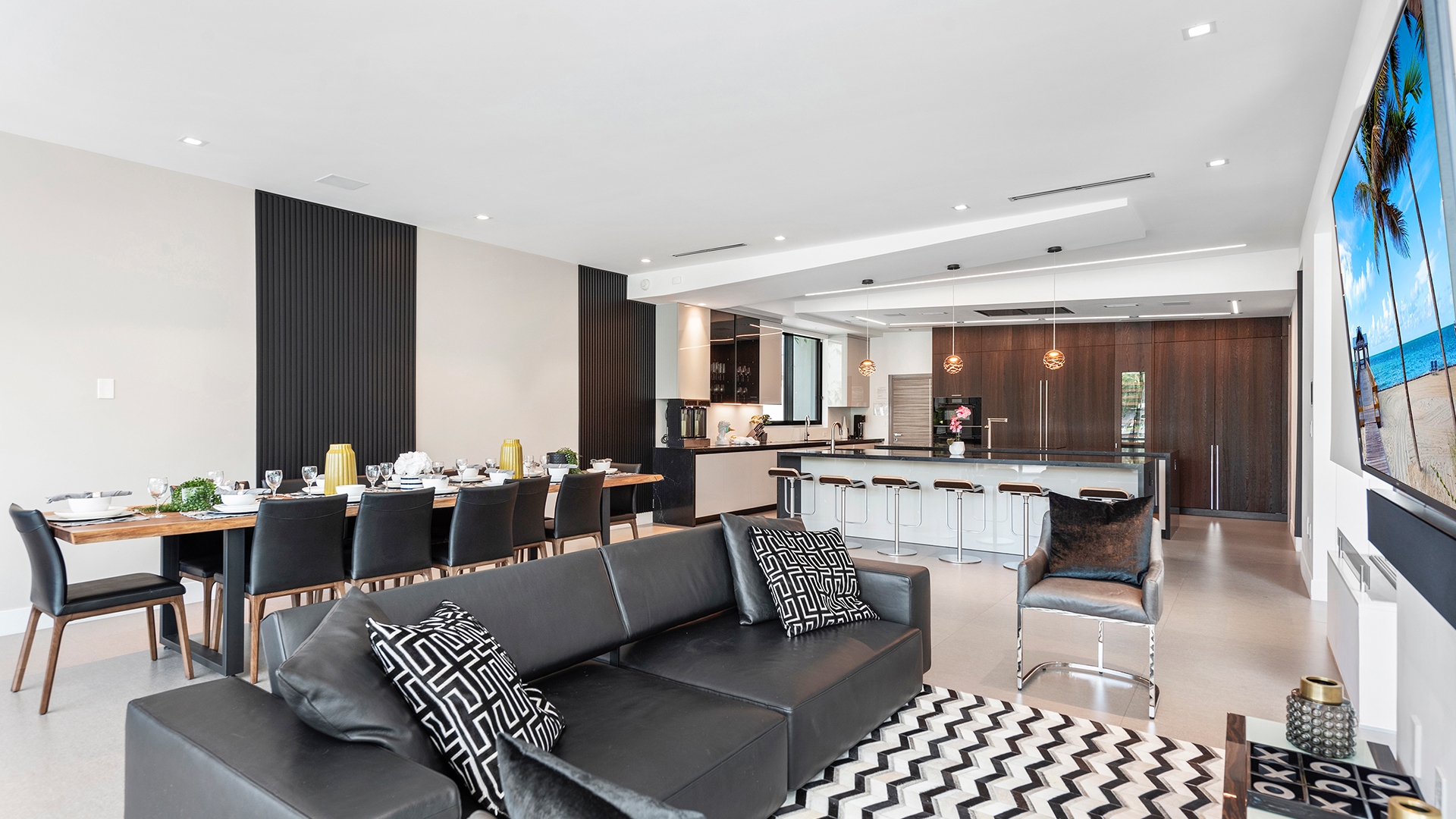 Gallery17-Cora-Mansion
